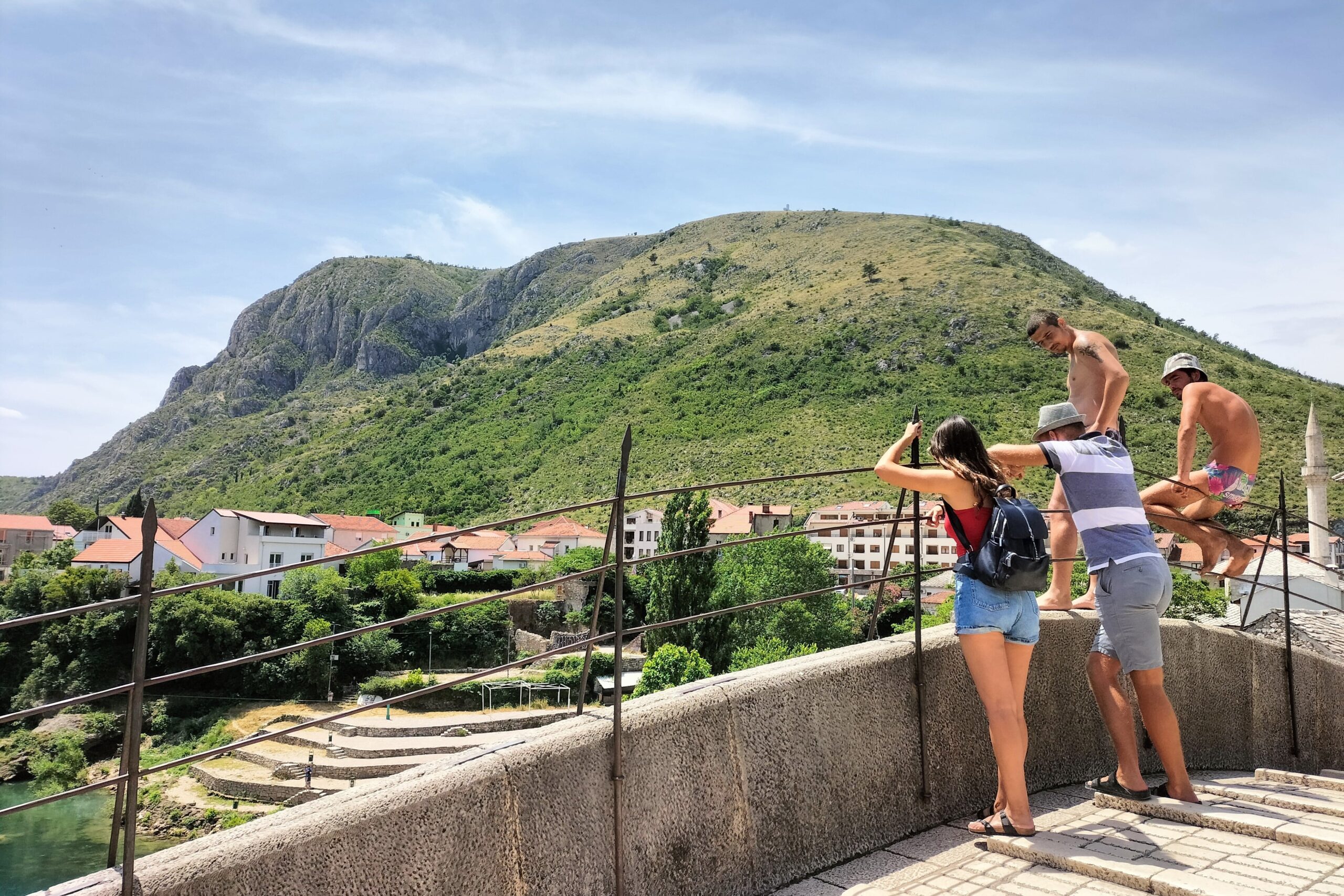 things to do in Mostar - see the bridge jumpers