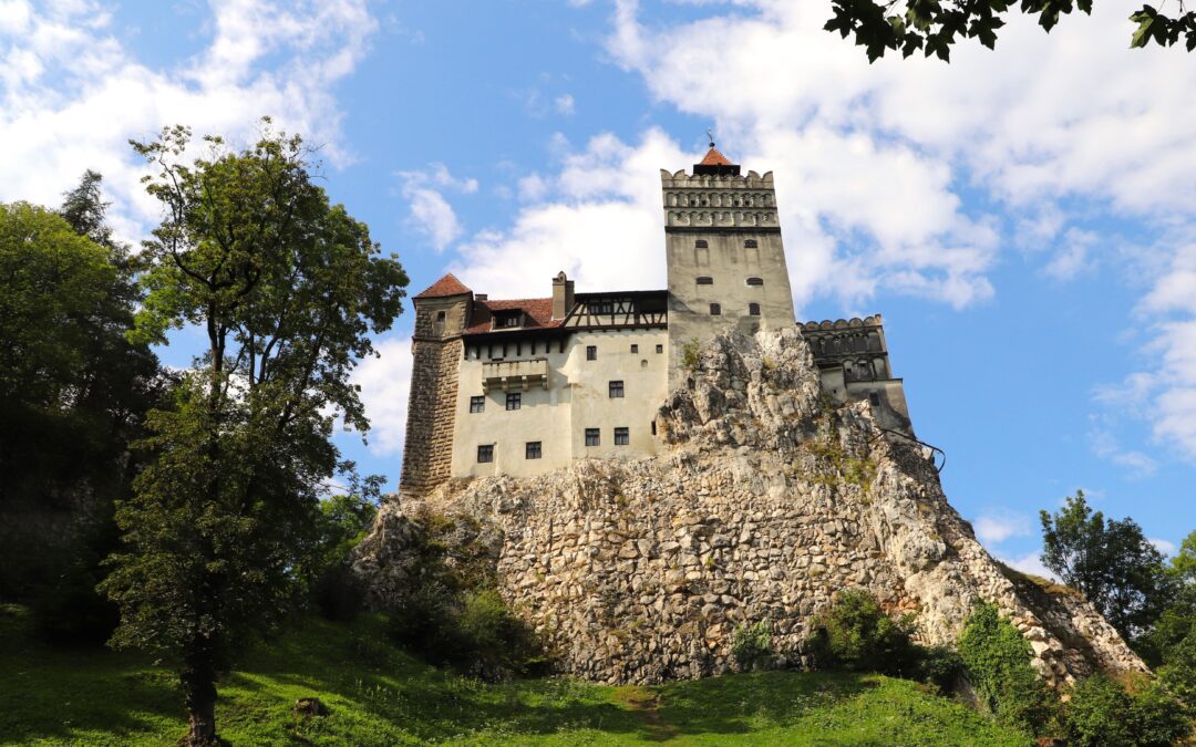 How to Visit Dracula’s Castle: Brasov to Bran