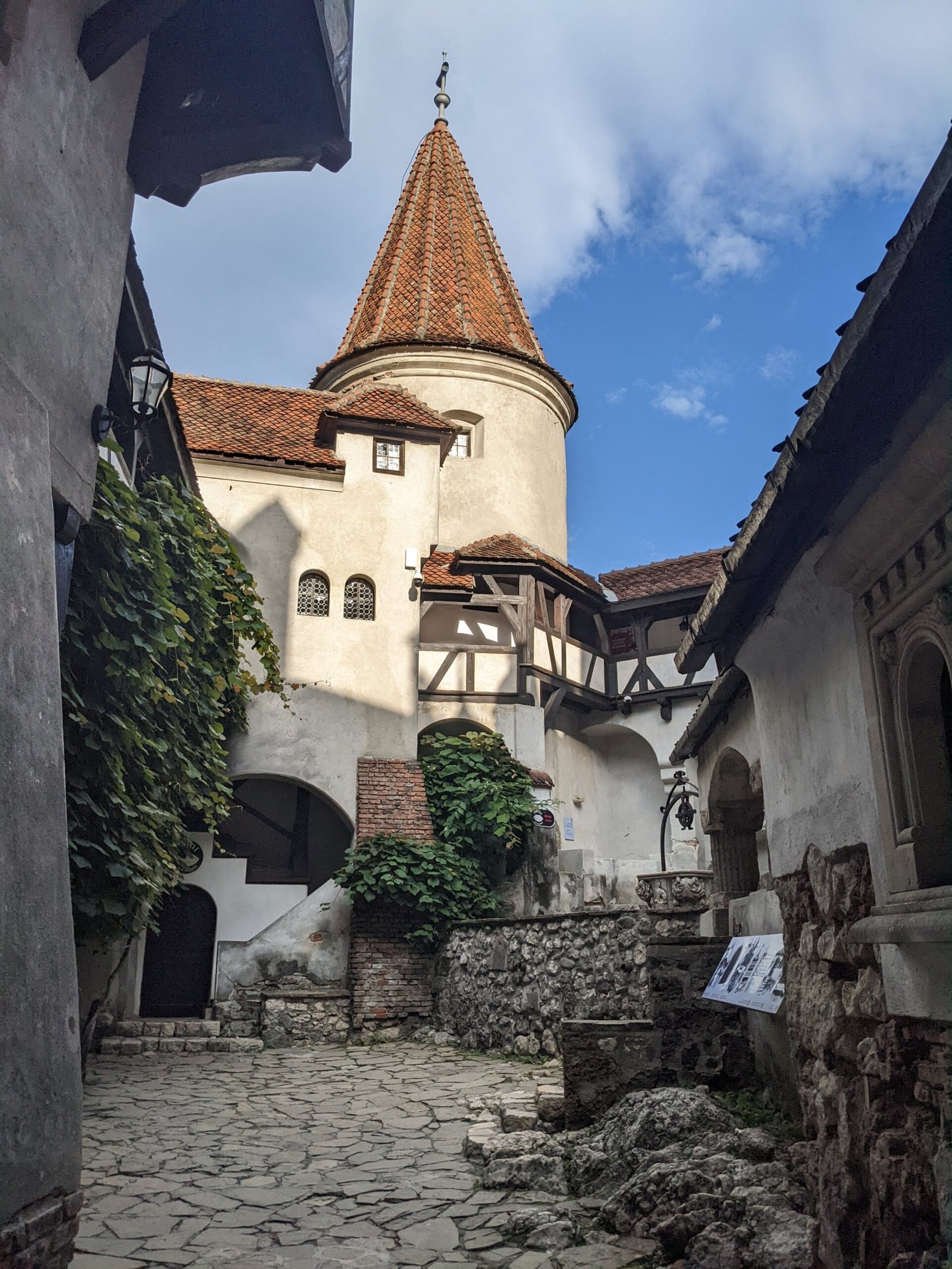 courtyard, visit dracula's castle