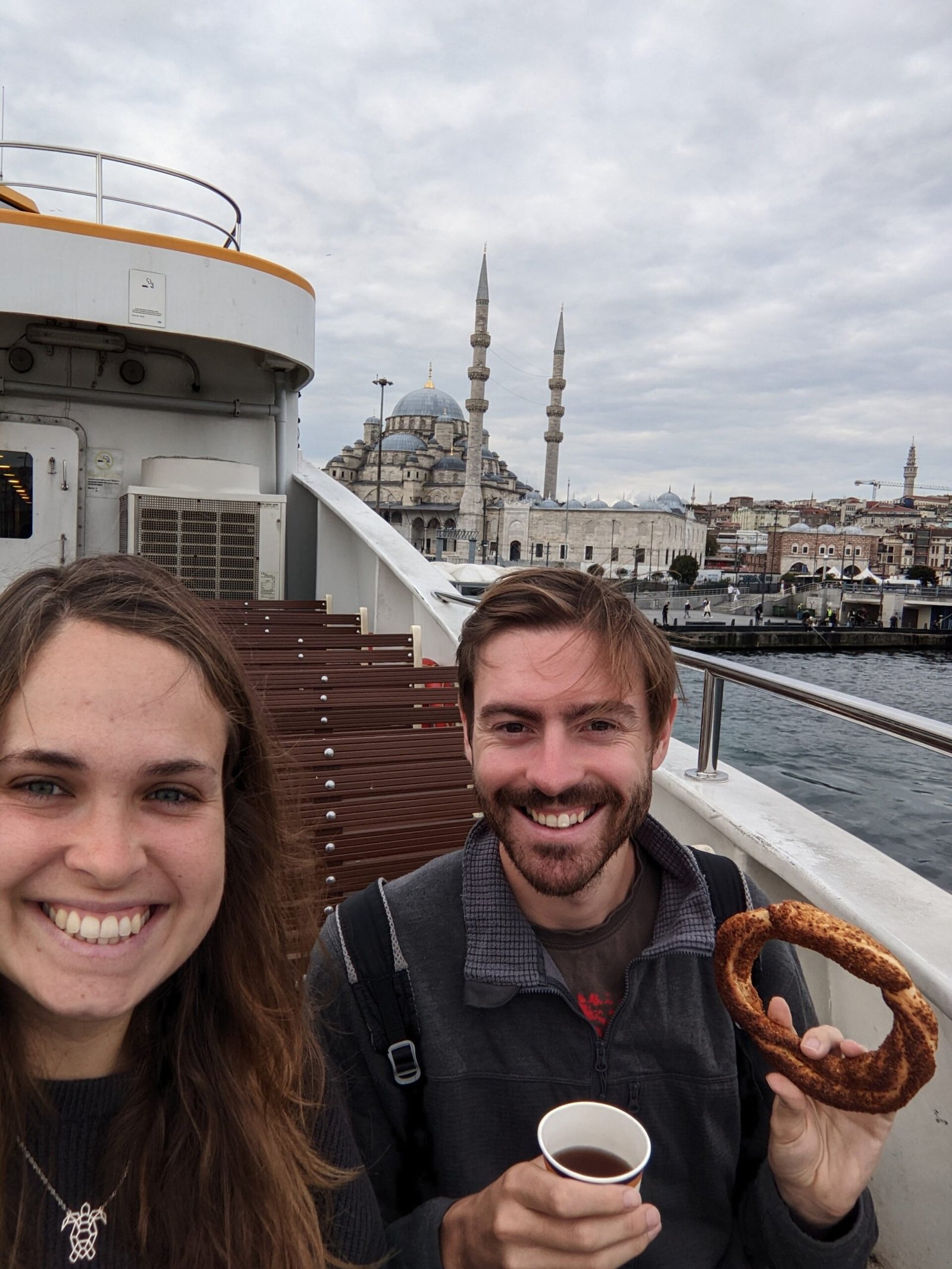 ferry cay and simit, unique things to do in Istanbul