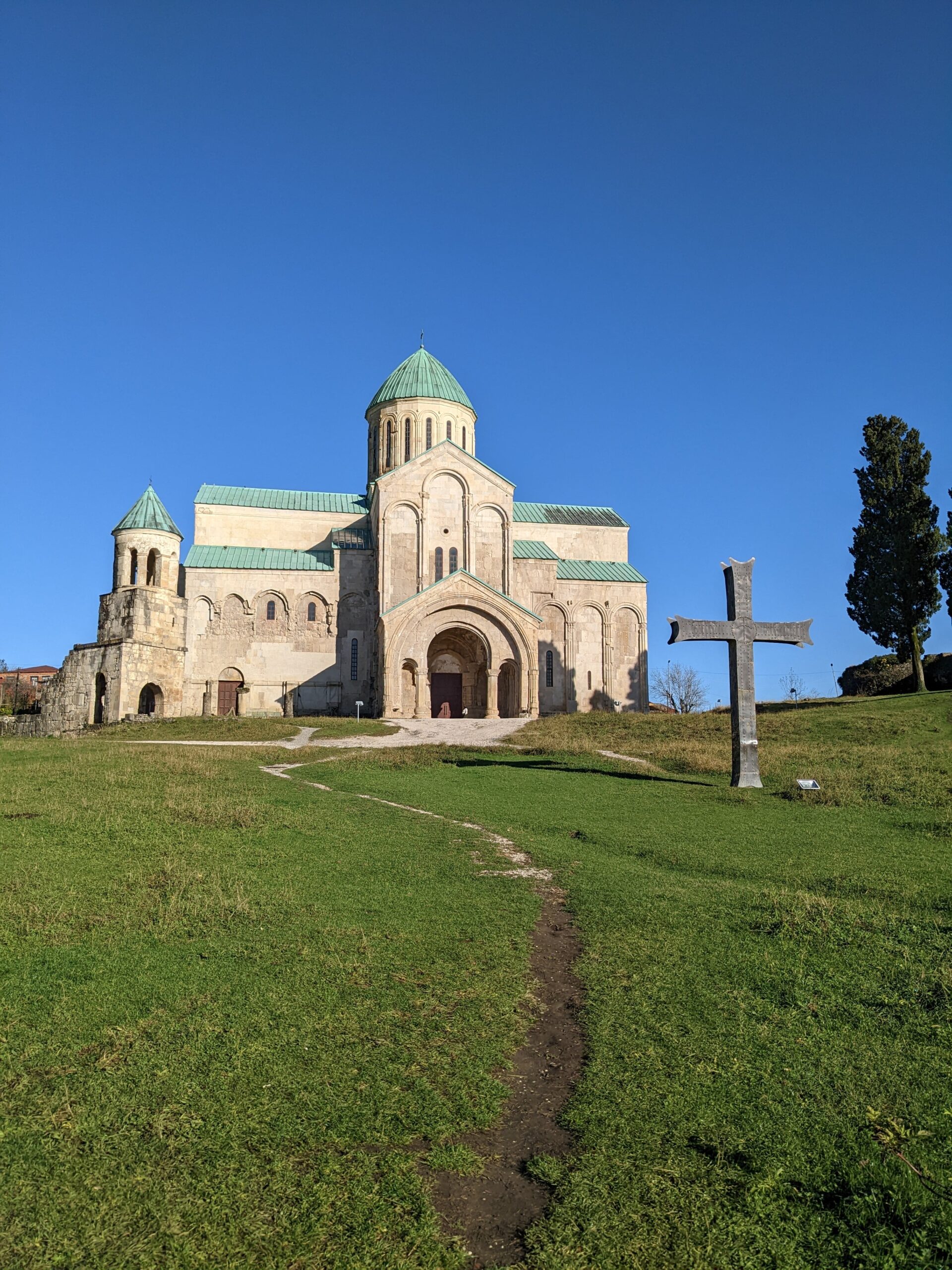 bagrati cathedral, things to do in kutaisi