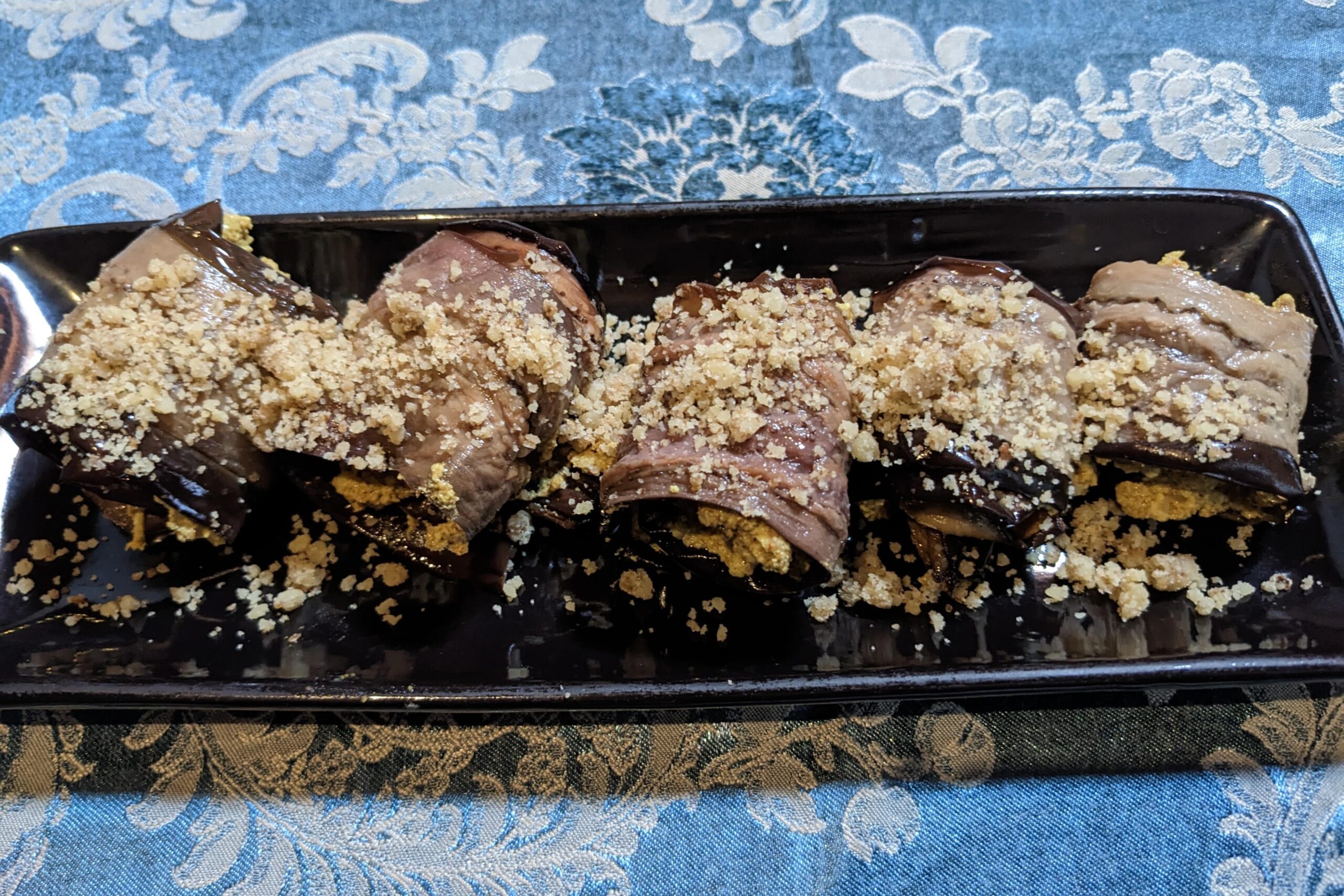 aubergine walnut rolls, georgian food