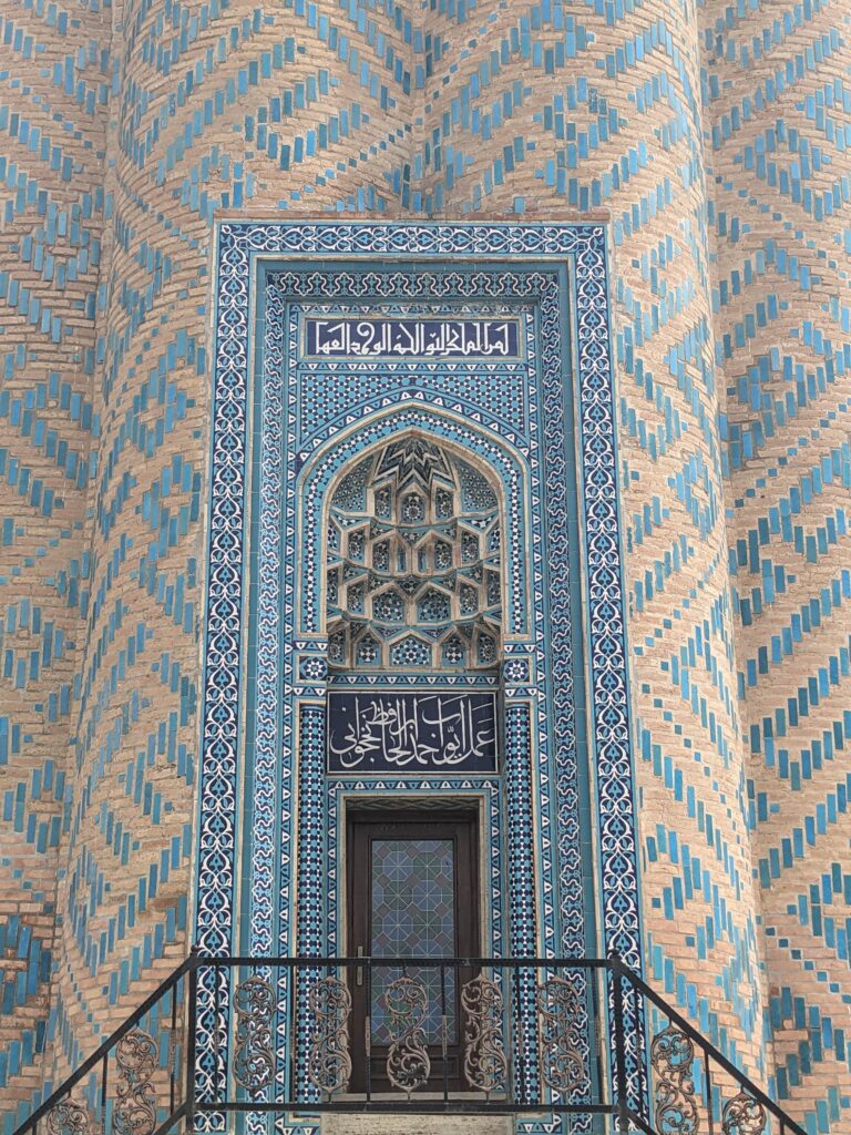 qarabaglar mausoleum, nakhchivan