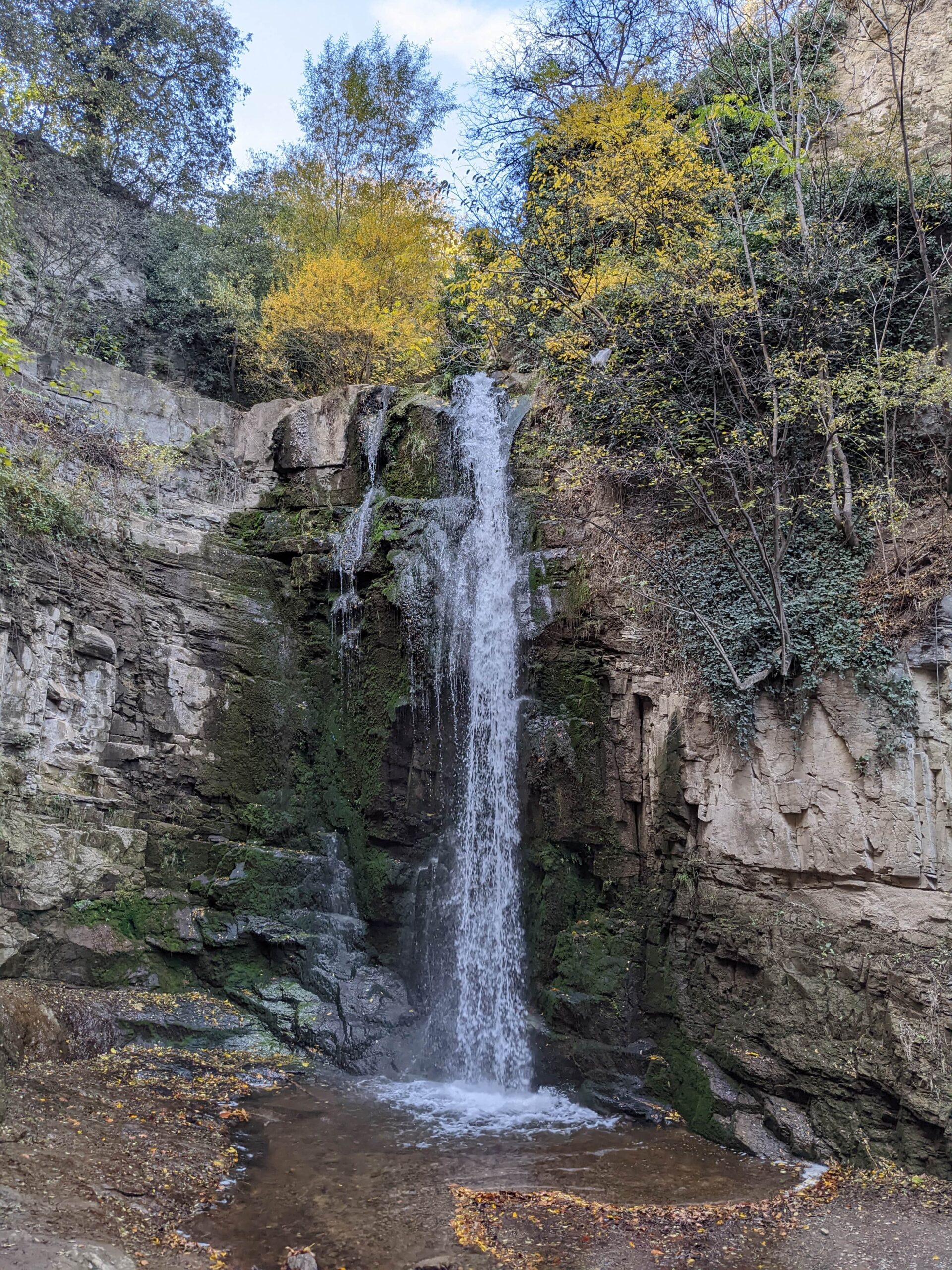 Leghvtakevi waterfall, things to do in tbilisi