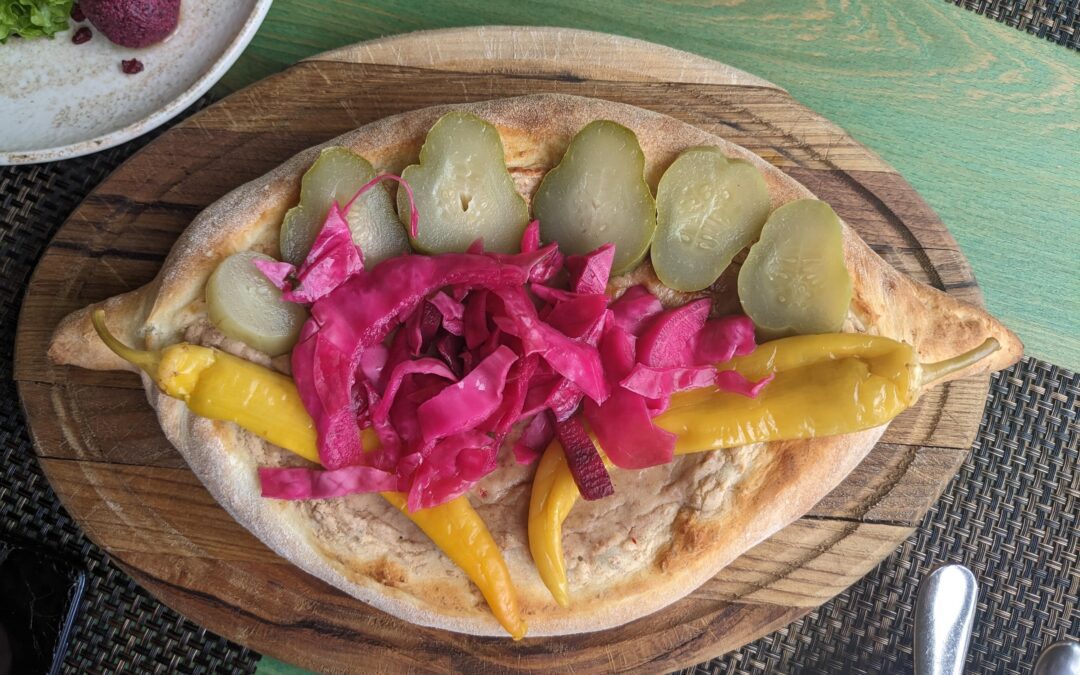 Vegetarian in Kutaisi: Retro Restaurants and Cute Cafes
