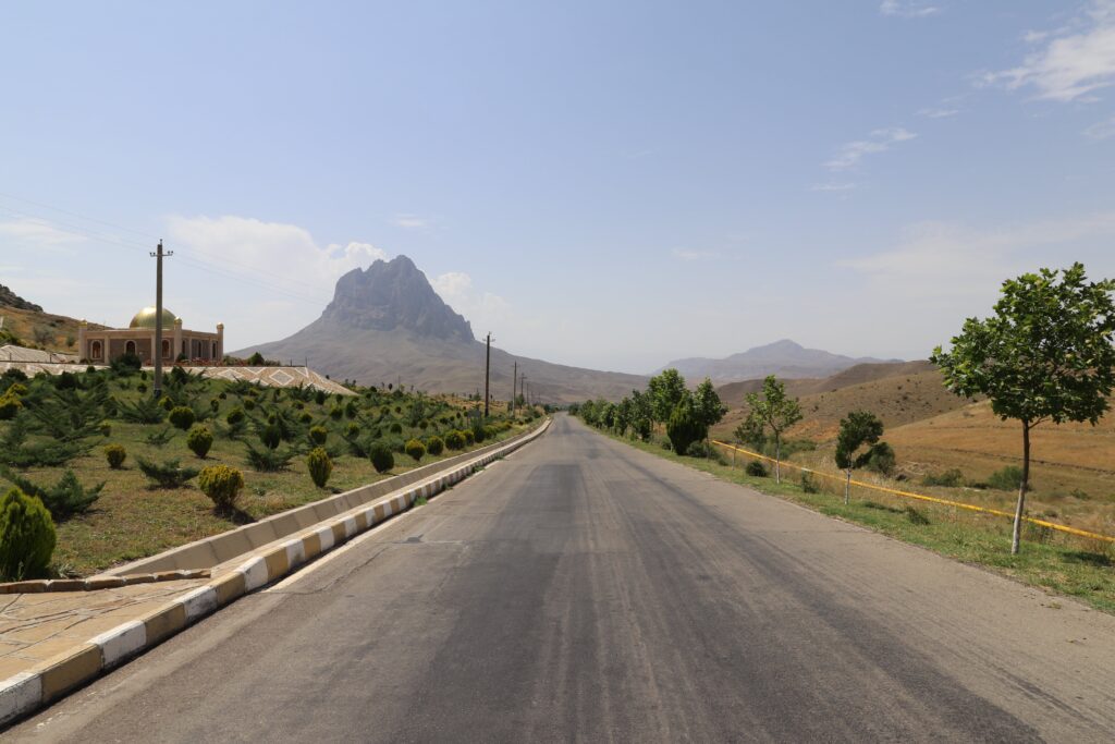 wide roads in nakhchivan