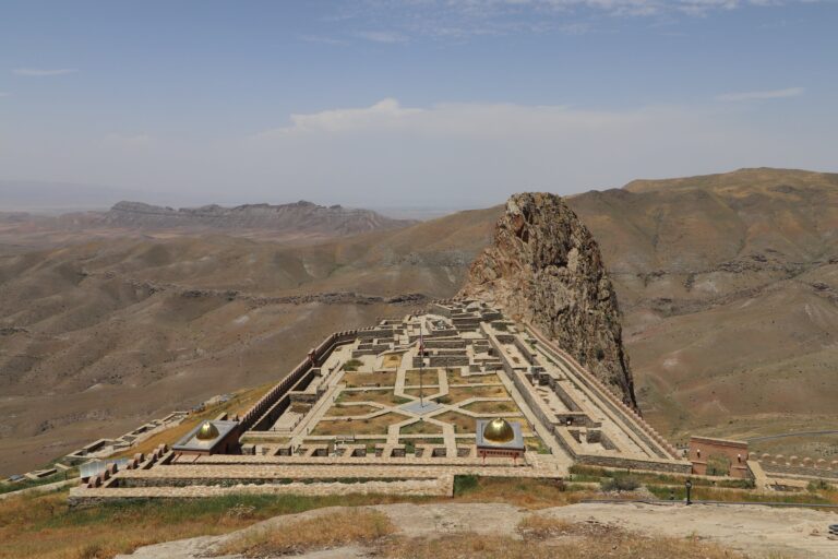 alinja castle, nakhchivan