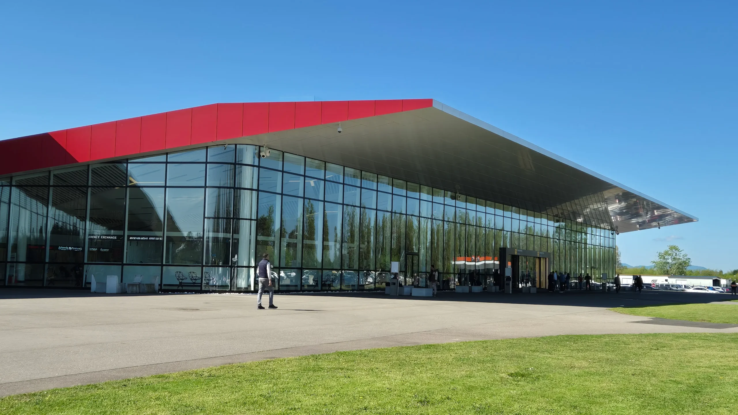 How to Get from Kutaisi Airport to the City Centre: 3 Best Methods 1 20250417 102212 1 scaled