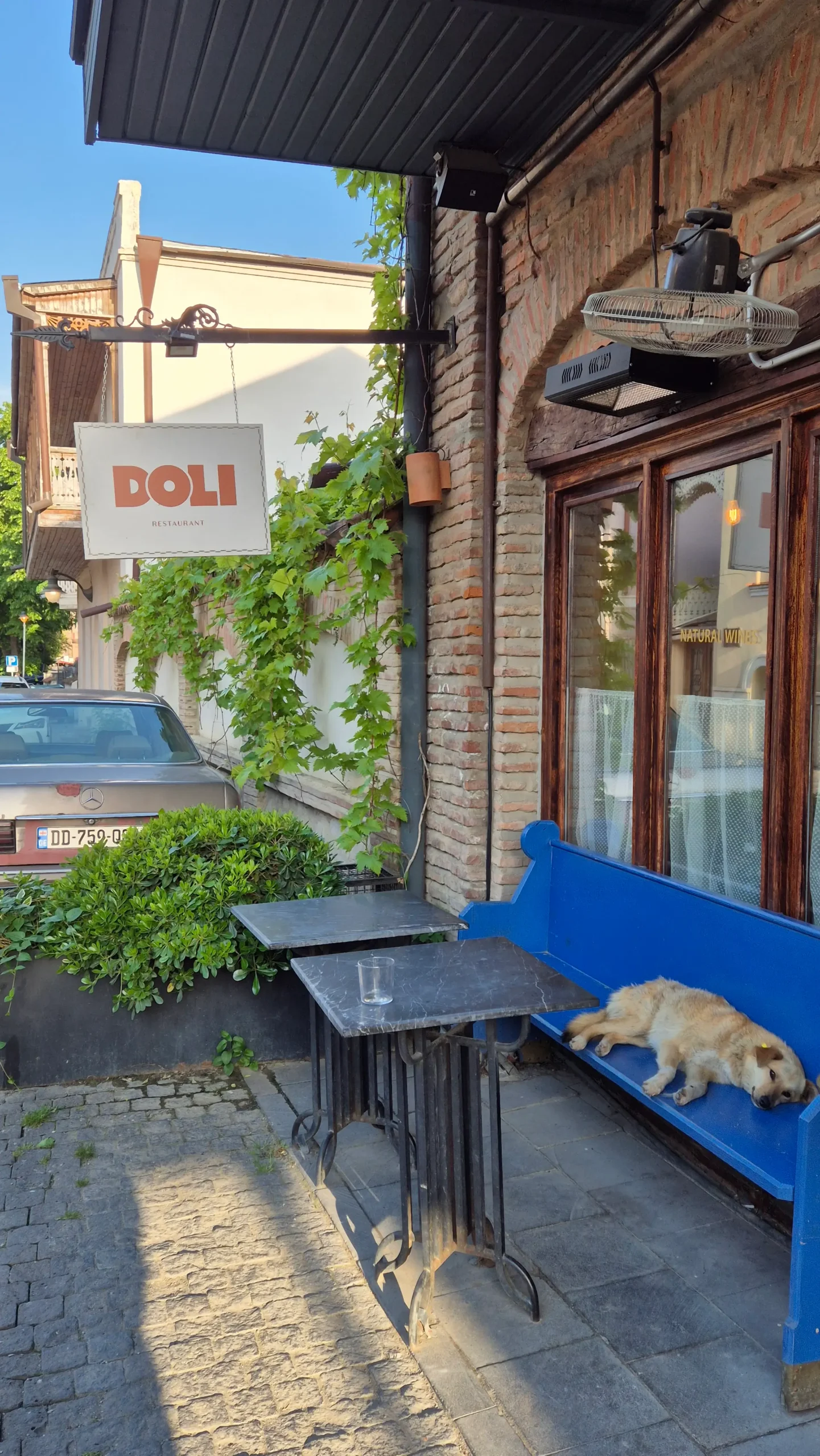 Doli's outdoor seating 20250518 184158 scaled